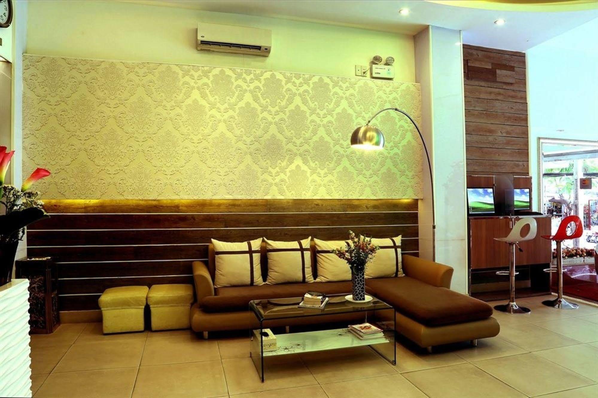 A25 Hotel - 14 Pho Duc Chinh Ho Chi Minh City Exterior photo